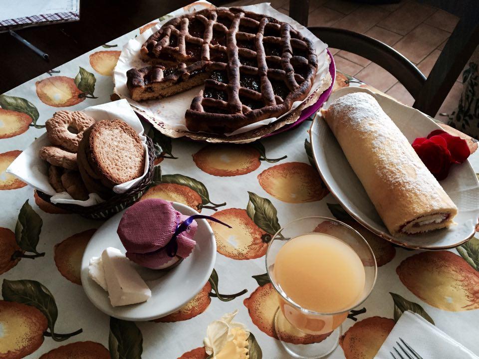 サン・セヴェリーノ・マルケ Casale Il Cerqueto Bed & Breakfast エクステリア 写真