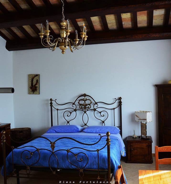サン・セヴェリーノ・マルケ Casale Il Cerqueto Bed & Breakfast エクステリア 写真